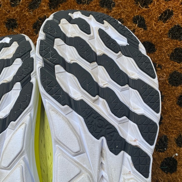 Hoka Clifton 8 running shoes Yellow and White Athletic Shoes - Picture 10 of 11